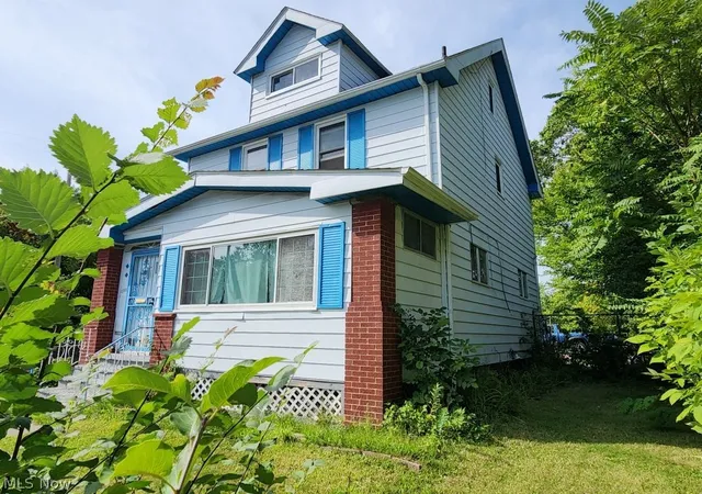 Photo 3 of Single family home for sale at 12903 Oakfield Ave, Cleveland, OH 44105 | MLS# 5242767 | Listing updated on 2026-09-29