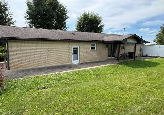 Photo 2 of Single family home for sale at 73305 Pleasant Grv Rd, Dillonvale, OH 43917 | MLS# 5242691 | Listing updated on 2026-10-01
