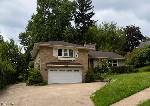 Single family home for sale at 144 Everhard Rd SW, North Canton, OH 44709 | MLS# 5243027