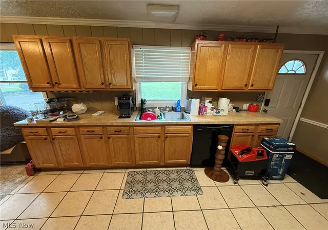 Photo 4 of Single family home for sale at 4924 Cleveland Ave NW, Canton, OH 44709 | MLS# 5243220 | Listing updated on 2026-09-09