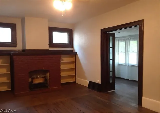 Listing Photo 5 - Condo for sale in building located at 167 E Ido Ave, Akron, OH 44301