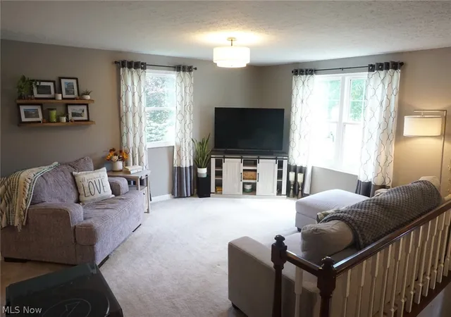 Photo 2 of Sale Pending at 951 Brookpoint Dr, Medina, OH 44256 | MLS# 5243206 | Listing updated on 2026-09-14