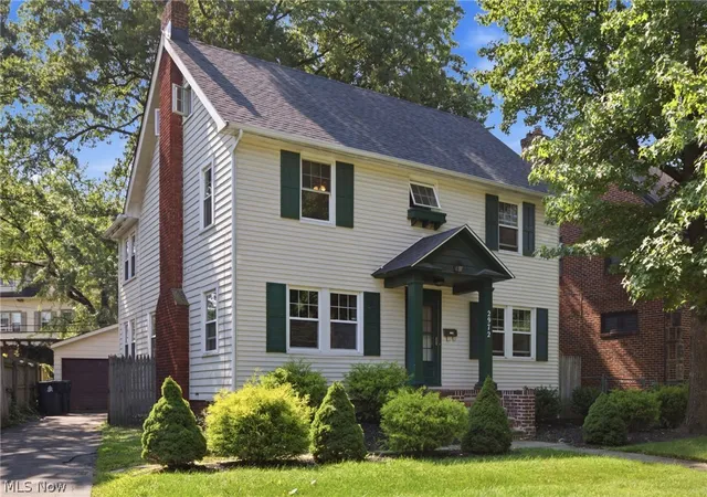 Photo 2 of Single family home for sale at 2972 Yorkshire Rd, Cleveland Heights, OH 44118 | MLS# 5242482 | Listing updated on 2026-09-09