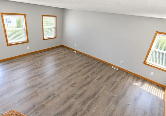 Photo 4 of Single family home for sale at 14913 Lincoln Ave, Cleveland, OH 44128 | MLS# 5243285 | Listing updated on 2026-09-14