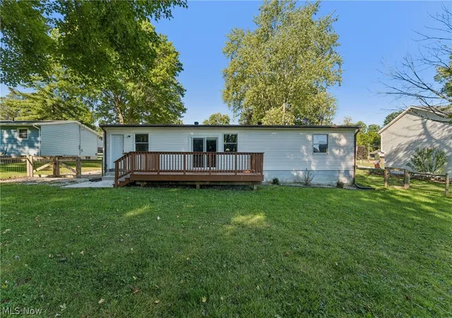 Photo 4 of Sale Pending at 7855 Lake Rd, Chippewa Lake, OH 44215 | MLS# 5243287 | Listing updated on 2026-09-24