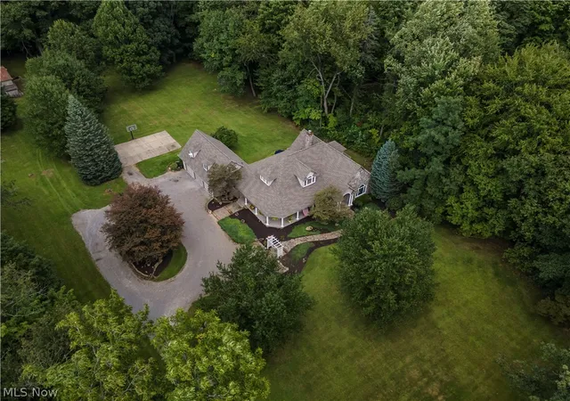 Photo 3 of Single family home for sale at 3909 Minor Rd, Copley, OH 44321 | MLS# 5243286 | Listing updated on 2026-09-12