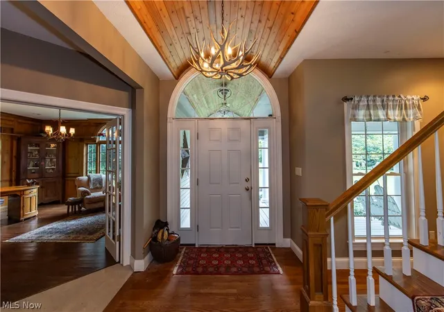 Photo 3 of Single family home for sale at 3909 Minor Rd, Copley, OH 44321 | MLS# 5243286 | Listing updated on 2026-09-12