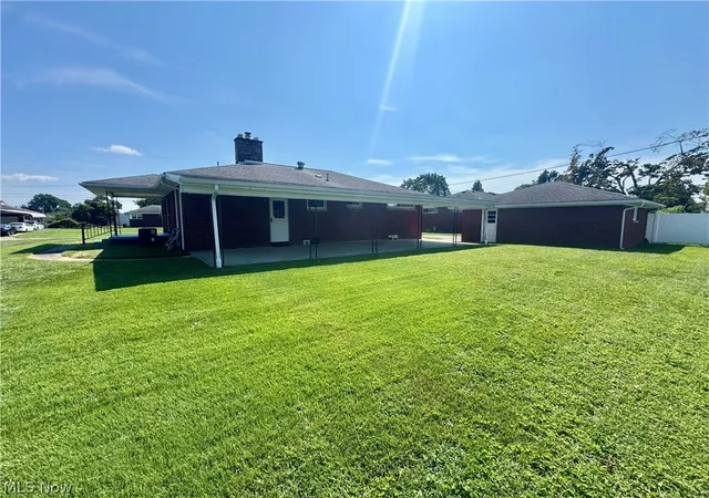 Photo 3 of Single family home for sale at 817 Morgan Ave, Belpre, OH 45714 | MLS# 5243308 | Listing updated on 2026-10-03
