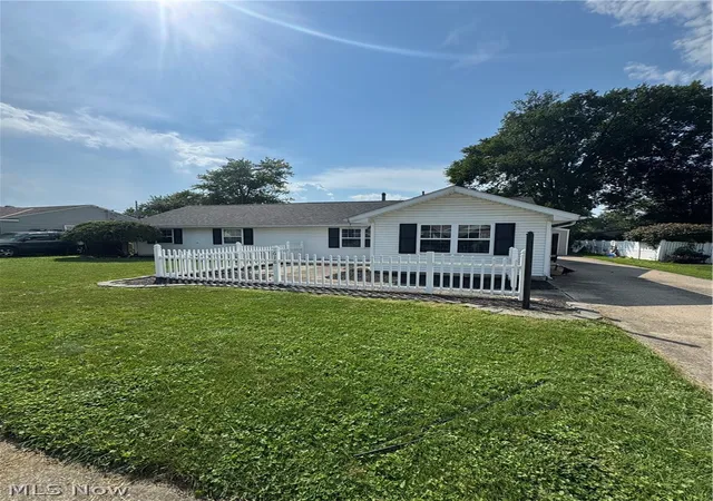 Photo 1 of Single family home for sale at 618 Idlewood Ave, Sheffield Lake, OH 44054 | MLS# 5242652 | Listing updated on 2026-09-09