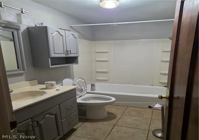 Photo 3 of Single family home for sale at 6350 Wallace Blvd, North Ridgeville, OH 44039 | MLS# 5242936 | Listing updated on 2026-09-09