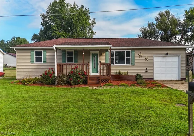 Single family home for sale at 20 Suzanne St, Little Hocking, OH 45742 | MLS# 5242637