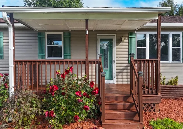 Photo 2 of Single family home for sale at 20 Suzanne St, Little Hocking, OH 45742 | MLS# 5242637 | Listing updated on 2026-10-03