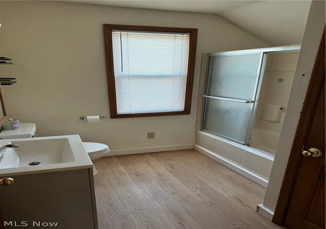 Photo 3 of Single family home for sale at 3528 Roseland Ave, Parkersburg, WV 26104 | MLS# 5243318 | Listing updated on 2026-10-28
