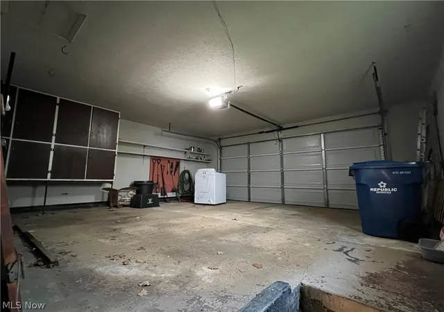 Photo 31 of Sale Pending at 5611 Marine Pkwy, Mentor On The Lake, OH 44060 | MLS# 5217027 | Listing updated on 2026-09-12