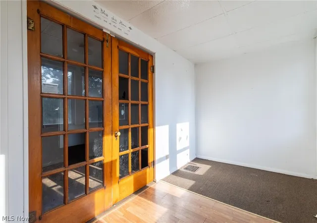 Photo 4 of Sale Pending at 3423/3425 Orchard St, Weirton, WV 26062 | MLS# 5242314 | Listing updated on 2026-09-13