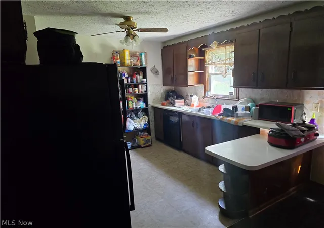 Photo 4 of Single family home for sale at 4047 Arden Blvd, Youngstown, OH 44511 | MLS# 5240203 | Listing updated on 2026-09-09