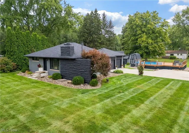 Photo 2 of Single family home for sale at 3781 Summit Rd, Ravenna, OH 44266 | MLS# 5242801 | Listing updated on 2026-09-09