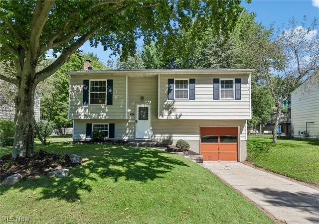 Single family home for sale at 1283 Denise Dr, Kent, OH 44240 | MLS# 5242832