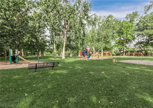 Photo 34 of Condo for sale at 1574 Lee Ter Dr, Wickliffe, OH 44092 | MLS# 5241332 | Listing updated on 2026-10-06