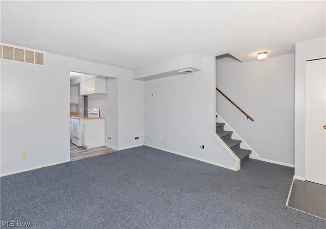 Listing Photo 4 - Condo for sale in building located at 1574 Lee Ter Dr, Wickliffe, OH 44092