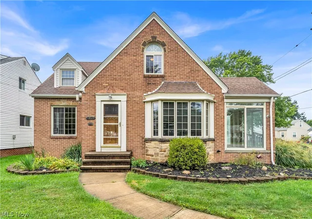 Photo 1 of Sale Pending at 4824 W 58th Street, Cleveland, OH 44144 | MLS# 5243044 | Listing updated on 2026-09-29