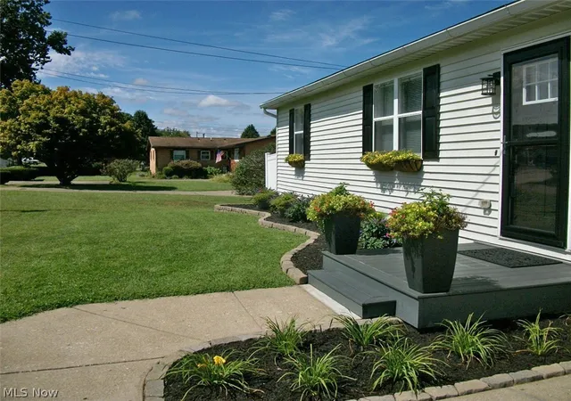 Photo 3 of Single family home for sale at 1594 Gene St, Belpre, OH 45714 | MLS# 5243345 | Listing updated on 2026-09-21