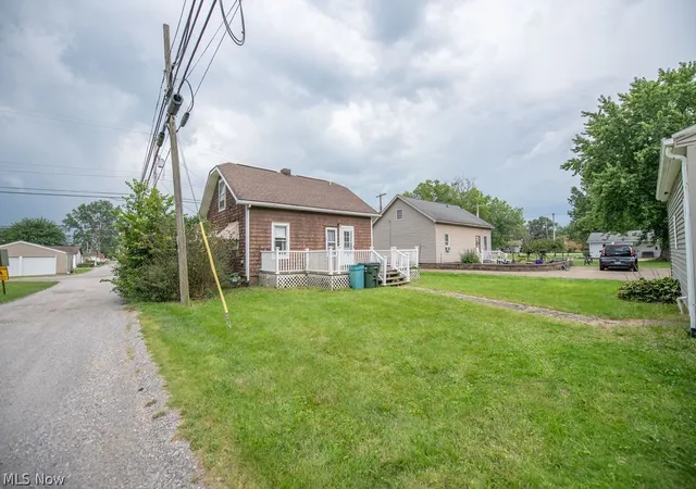 Photo 4 of Single family home for sale at 336 N 12th Street, Sebring, OH 44672 | MLS# 5243214 | Listing updated on 2026-09-09