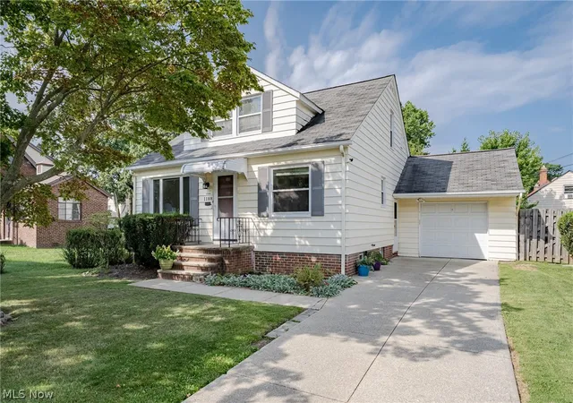 Single family home for sale at 1188 S Green Rd, Cleveland, OH 44121 | MLS# 5242956