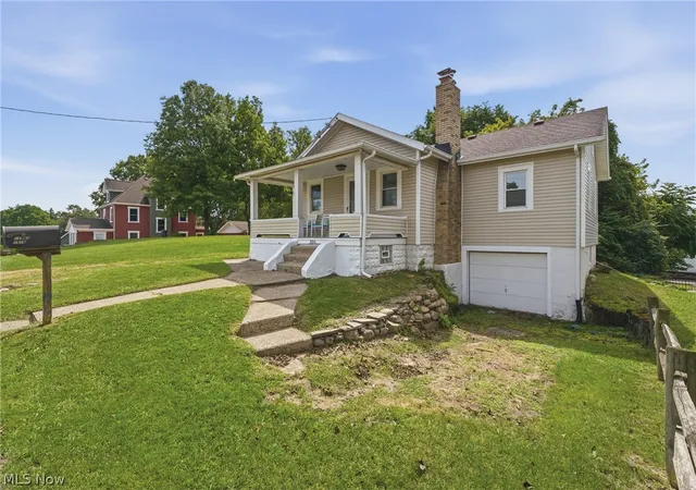 Photo 2 of Sale Pending at 1916 29th Street NW, Canton, OH 44709 | MLS# 5242863 | Listing updated on 2026-09-14