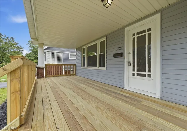 Photo 2 of Single family home for sale at 3300 Cedarbrook Rd, Cleveland Heights, OH 44118 | MLS# 5243034 | Listing updated on 2026-09-09