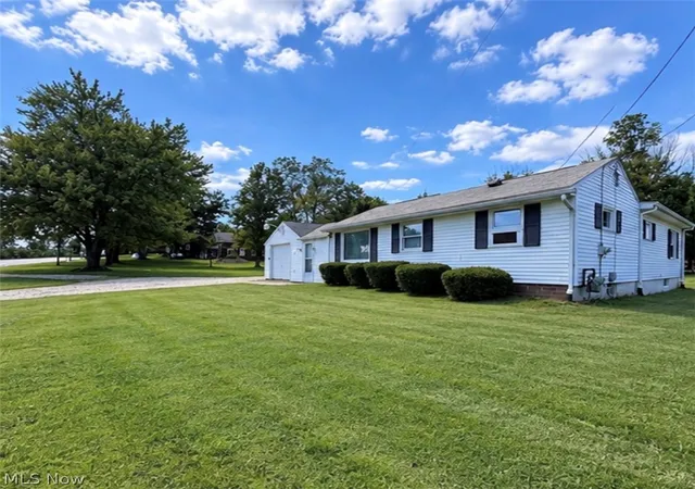 Photo 2 of Sale Pending at 8023 Columbus Rd Ne, Louisville, OH 44641 | MLS# 5243298 | Listing updated on 2026-09-23