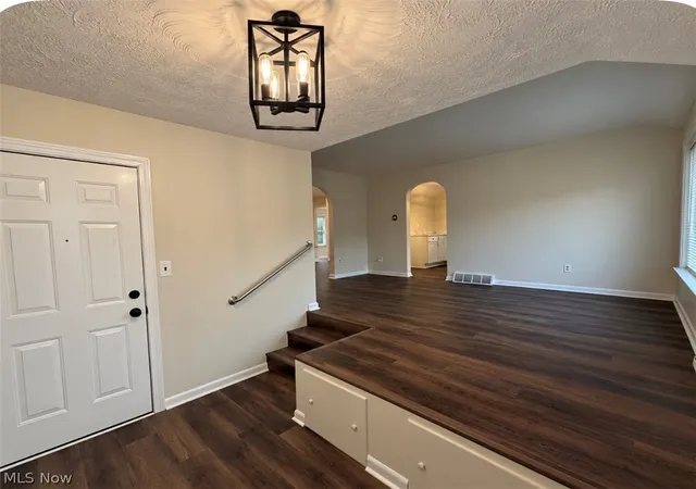 Photo 4 of Sale Pending at 8023 Columbus Rd NE, Louisville, OH 44641 | MLS# 5243298 | Listing updated on 2026-09-23