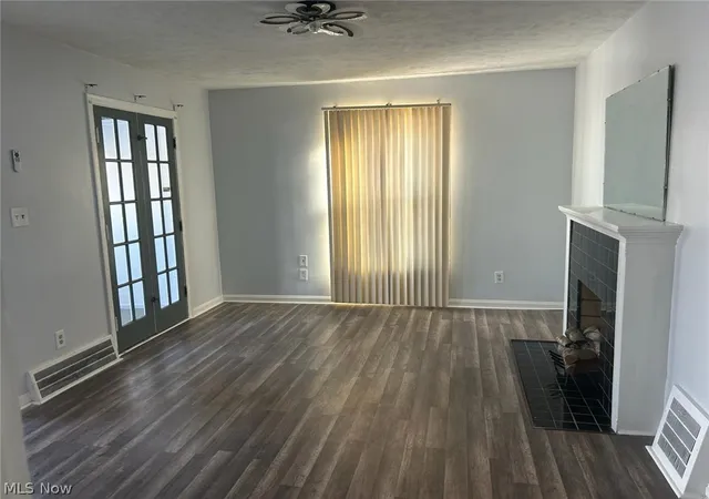 Photo 4 of Single family home for sale at 5146 Arch St, Maple Heights, OH 44137 | MLS# 5243113 | Listing updated on 2026-09-09