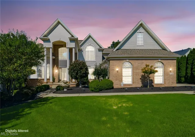 Photo 2 of Single family home for sale at 5432 Brk Run Dr, Medina, OH 44256 | MLS# 5243192 | Listing updated on 2026-09-12