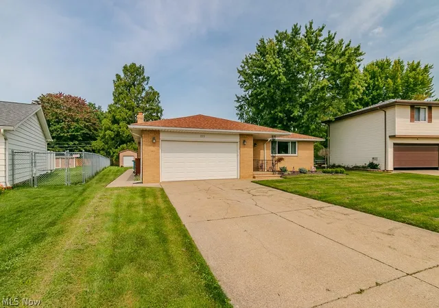 Photo 3 of Sale Pending at 223 Shore Dr, Eastlake, OH 44095 | MLS# 5243425 | Listing updated on 2026-09-14