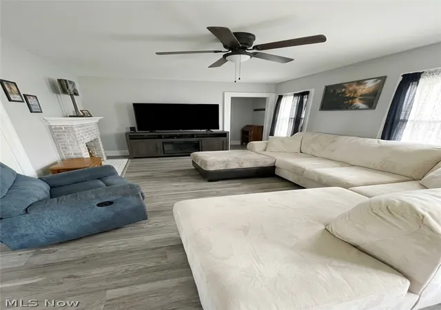 Photo 2 of Sale Pending at 29 Gertrude Ave, Youngstown, OH 44512 | MLS# 5243107 | Listing updated on 2026-09-14