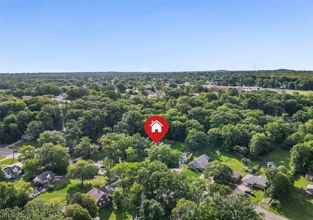 Photo 28 of Single family home for sale at 4695 W Ridgewood Dr, Cleveland, OH 44134 | MLS# 5242597 | Listing updated on 2026-09-10