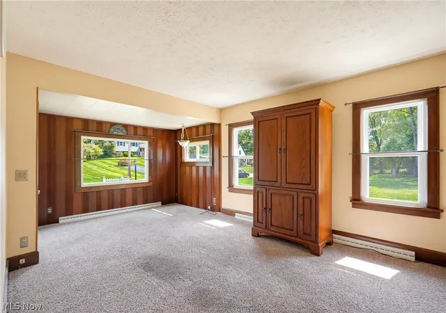 Photo 4 of Single family home for sale at 1237 Stardale Ave SW, Massillon, OH 44646 | MLS# 5243390 | Listing updated on 2026-09-09
