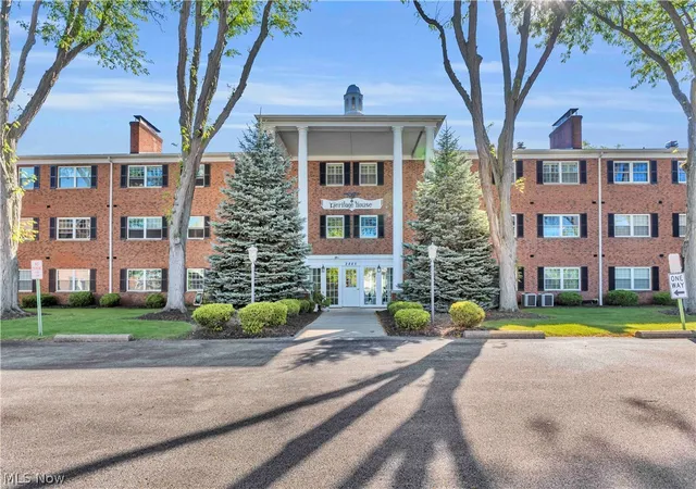 Photo 1 of Sale Pending at 2885 Pease Dr #115, Rocky River, OH 44116 | MLS# 5243381 | Listing updated on 2026-09-14