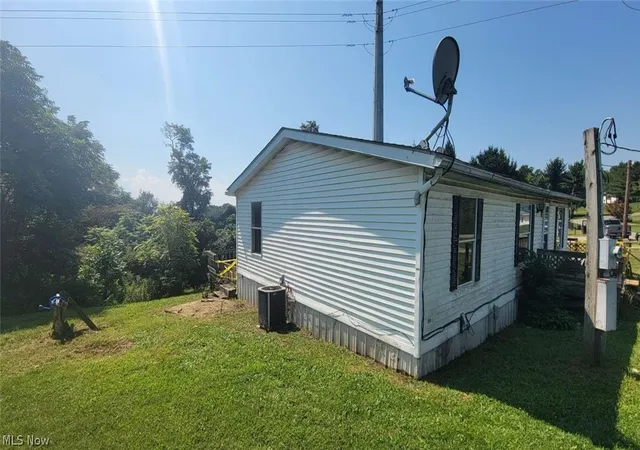 Photo 3 of Single family home for sale at 56670 Jordan Run Rd, Bellaire, OH 43906 | MLS# 5243284 | Listing updated on 2026-09-26