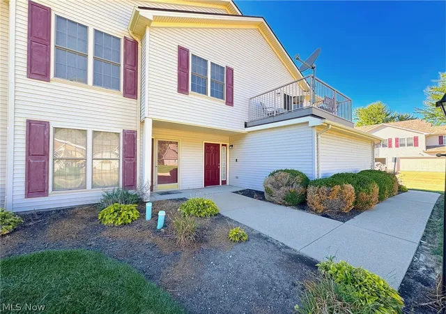 Condo for sale at 6000 Lake Rd W #423, Ashtabula, OH 44004 | MLS# 5243378