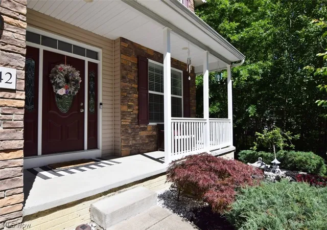 Photo 3 of Single family home for sale at 10442 Florida St, Aurora, OH 44202 | MLS# 5243439 | Listing updated on 2026-10-02