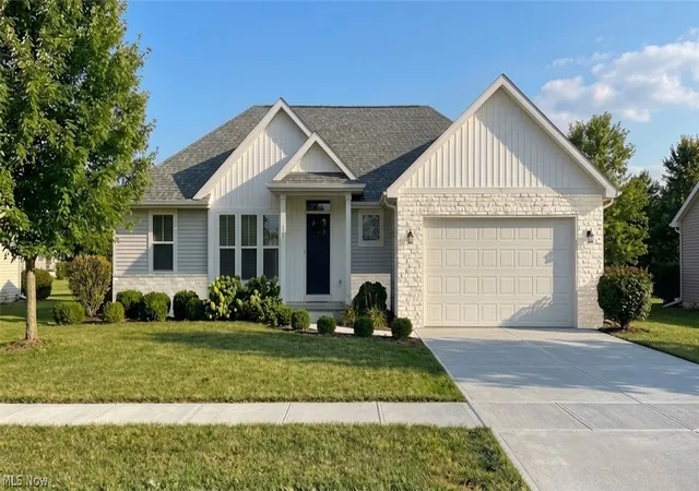 Photo 2 of Single family home for sale at 2564 Estate Dr, Wooster, OH 44691 | MLS# 5243322 | Listing updated on 2026-09-22
