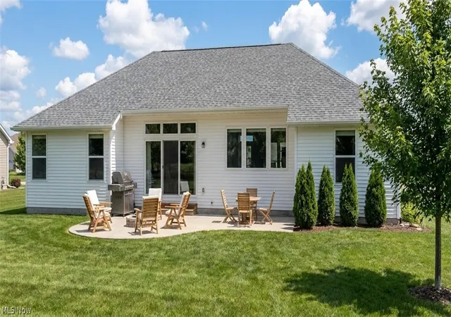 Photo 3 of Single family home for sale at 2564 Estate Dr, Wooster, OH 44691 | MLS# 5243322 | Listing updated on 2026-09-22