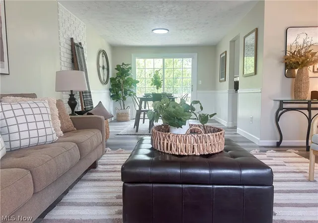 Photo 4 of Single family home for sale at 322 West St, Niles, OH 44446 | MLS# 5243508 | Listing updated on 2026-09-09