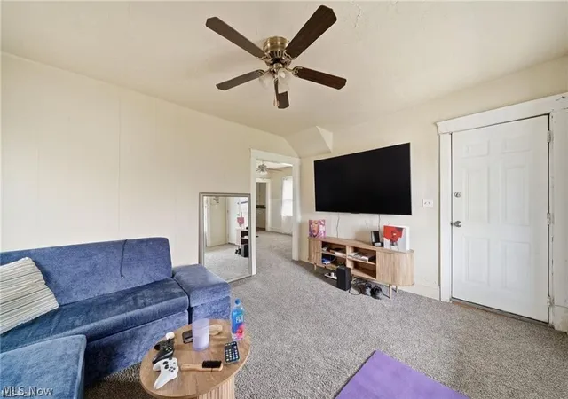 Listing Photo 5 - Condo for sale in building located at 13611 Beachwood Ave, Cleveland, OH 44105