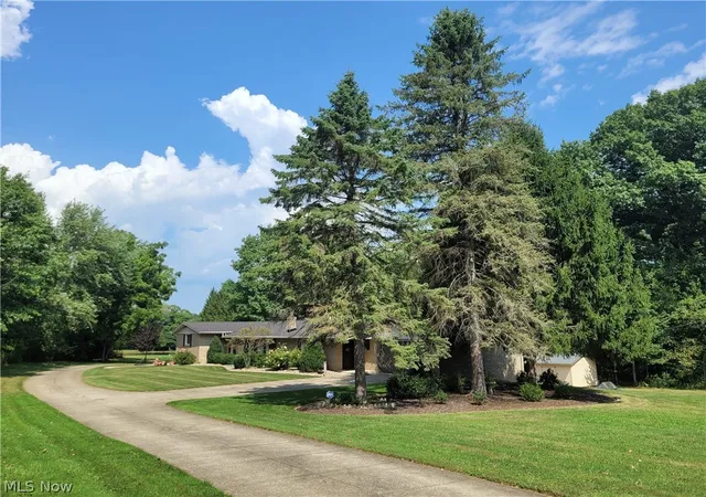 Photo 3 of Single family home for sale at 2825 Eastern Rd, Rittman, OH 44270 | MLS# 5243199 | Listing updated on 2026-09-10