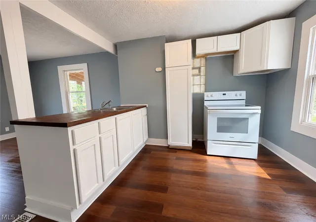 Photo 3 of Sale Pending at 3185 E 134th Street, Cleveland, OH 44120 | MLS# 5243247 | Listing updated on 2026-09-19