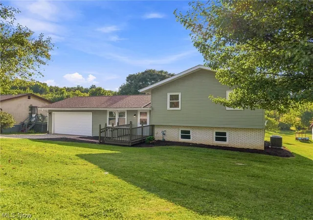 Photo 3 of Single family home for sale at 10856 Welton Rd Ne, Bolivar, OH 44612 | MLS# 5242840 | Listing updated on 2026-10-06