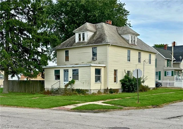 Photo 1 of Single family home for sale at 1628 W 10th Street, Ashtabula, OH 44004 | MLS# 5243282 | Listing updated on 2026-09-09